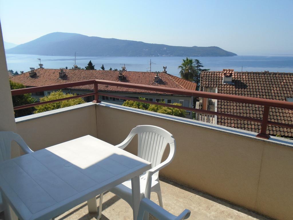 Apartments Kanli Kula Herceg Novi Buitenkant foto