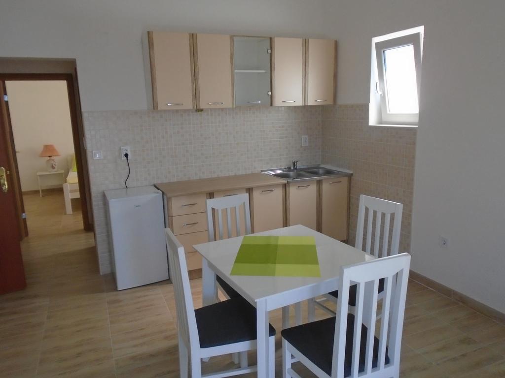 Apartments Kanli Kula Herceg Novi Buitenkant foto